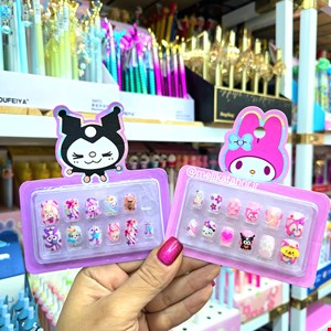 ناخن مصنوعی فانتزی کودک طرح کرومی و سانریو