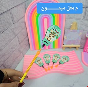 گیفت الفبا حرف م ( سرمدادی چوبی میمون ) 